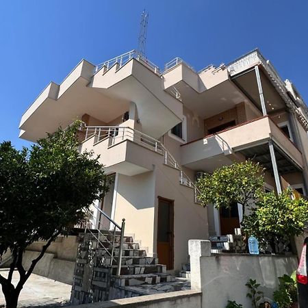 Vila Mina Durres Luaran gambar